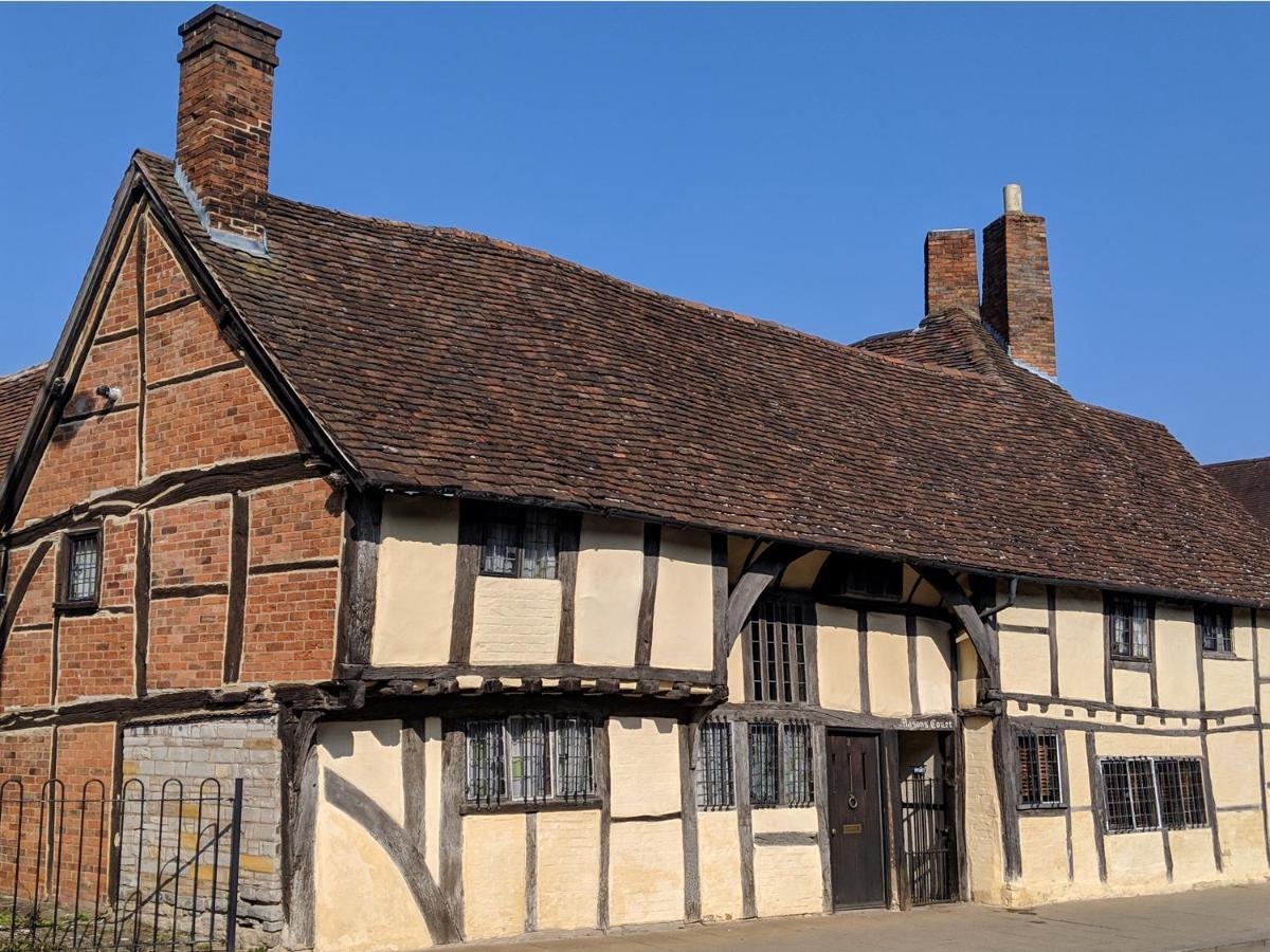 One Masons Court Villa Stratford-upon-Avon Exteriör bild