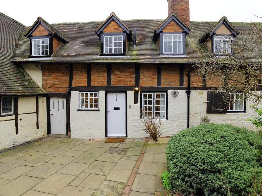 One Masons Court Villa Stratford-upon-Avon Exteriör bild